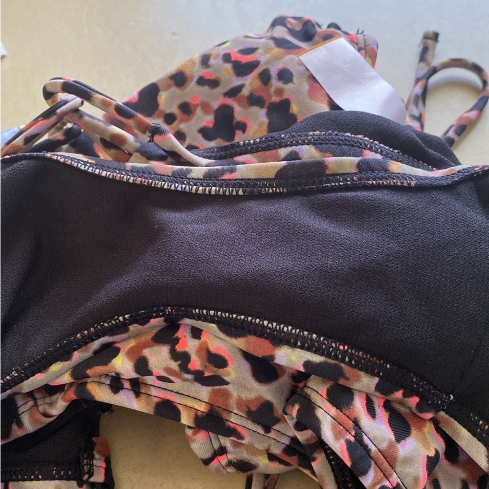 NWOT no boundaries 2 piece bathing suit camouflage - Picture 4 of 5